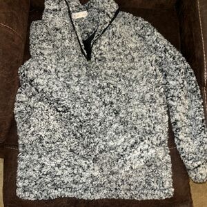 Aronia Sherpa pullover! Never worn!